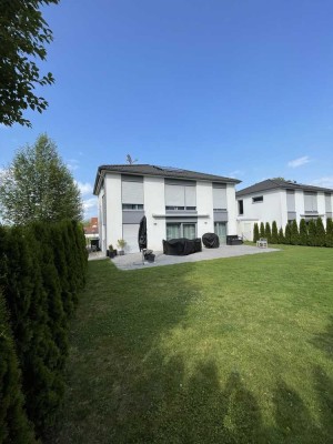 lichtdurchflutetes Einfamilienhaus Toskana