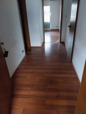480 € - 58 m² - 2.5 Zi.