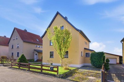 Traumhafte Lage, viel Potential - Hübsches Haus für 1-2 Familien in Pirna