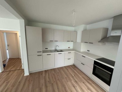 Erstbezug nach Sanierung mit Einbauküche: Schöne 4-Raum-Wohnung mit geh. Innenausstattung in Ahlen