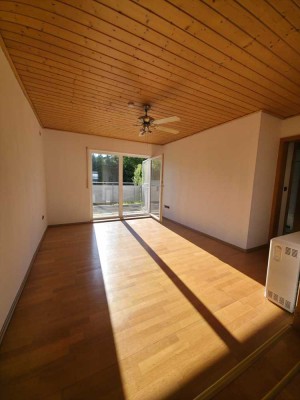 Helle Maisonettewohnung mit Balkon