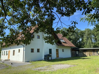 Tierliebhaber aufgepasst! ALLEINLAGE ! Großes Wohnhaus mit 2000m2 Grundstück