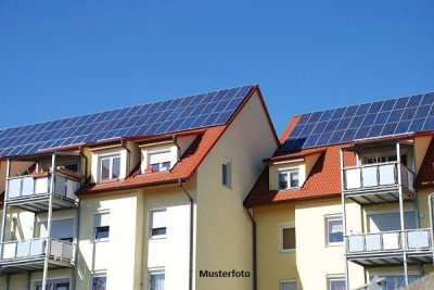 Mehrfamilienhaus mit 3 Wohnungen