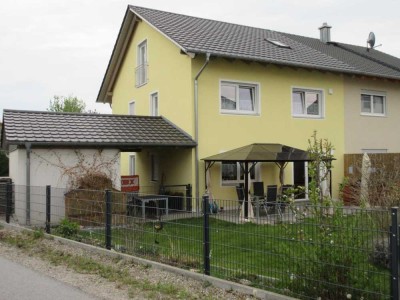 Tolles, neuwertiges Niedrigenergiehaus mit Südwestausrichtung