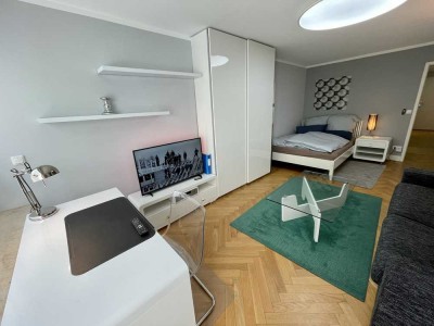 Sonnige 1-Zimmer Wohnung in München-Bogenhausen mit Balkon