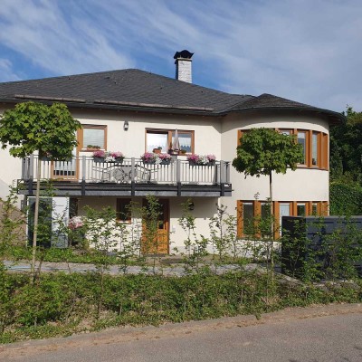 Attraktive Einliegerwohnung mit großer Terrasse
