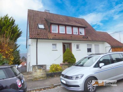 Ruhige Aussichtslage von Oberesslingen:
stattliche 3-Zimmer-Wohnung mit Balkon und Garten!
