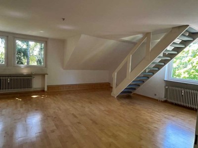 Stilvolle Maisonette-Wohnung im Villenviertel von Ahrensburg