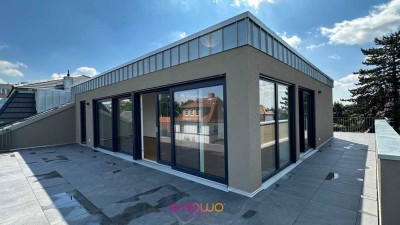 Preisreduzierung: Penthouse. Bezugsfertig mit Aufzug. Ausblick genießen. Tiefgaragenplatz inklusive.