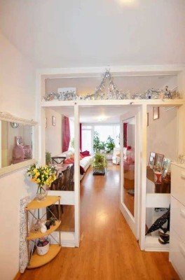 Wohlfühlwohnung mit Loggia – 3 Zimmer auf ca. 80 m² in Leverkusen