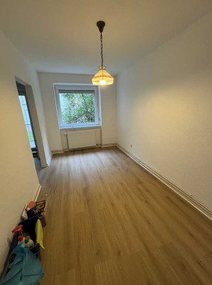 Stilvolle 3-Zimmer-Wohnung im Rheingauviertel inkls. Balkon und EBK (WG geeignet)