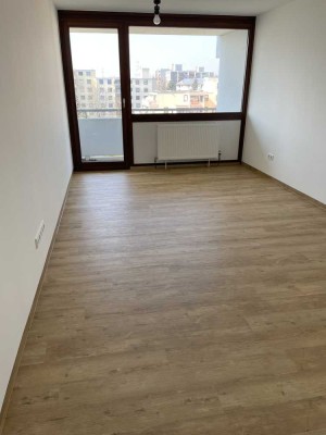 2-Zimmer-Wohnung mit Balkon und Einbauküche in Konstanz