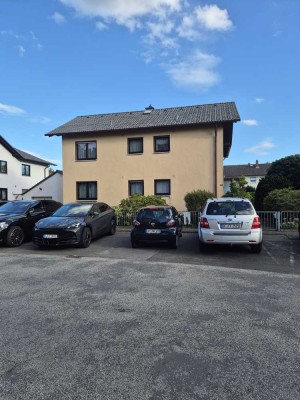 Von Privat - Sofort einziehen - Großes 2-Fam. Haus, begehrte ruhige Lage in Langen Oberlinden