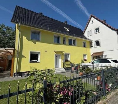***saniertes Zwei- bis Dreifamilienhaus in ruhiger Lage
