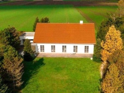 Sofort beziehbares 216m²Herrenhaus im gehobenen Landhausstil, 6.594m² Baugrund