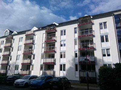 Gepflegte 2-Zimmer-Wohnung mit kleinem Balkon und PKW Stellplatz,  in Königs Wusterhausen