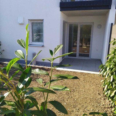 2-Zimmer- Gartenwohnung ,plus24m2 Hobbyraum Allach