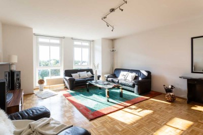 Bezugsfrei!! Gepflegte 2-Zimmer-Wohnung mit Aufzug und Tiefgaragen-Stellplatz am Tierpark