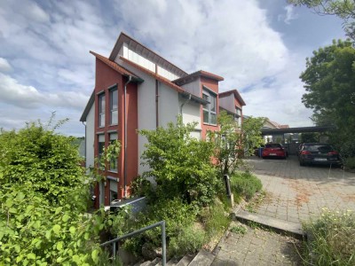 Geräumige, geschmackvolle und gepflegte 6,5-Raum-Doppelhaushälfte in Ilsfeld