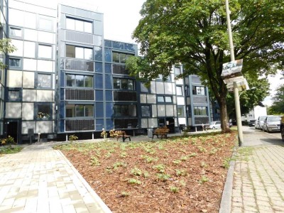 Einzugsbereit im EG mit schönem Wintergarten! Neu modernisiertes Haus!