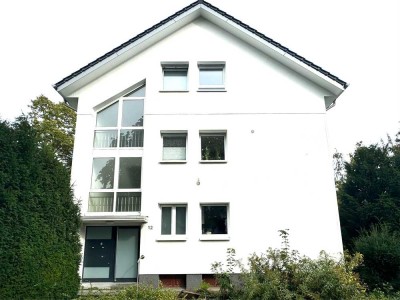 Moderne kernsanierte 2,5-Zi.Wohnung DG Loggia 33330 Gütersloh nähe Mohns-Park