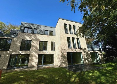 Erdgeschosswohnung mit wunderschönen Ausblick, Garten + Terasse