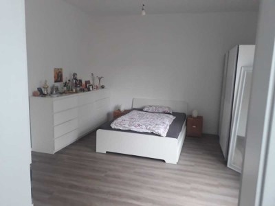 Charmante 1-Zimmer-Wohnung im Grünen – Erdgeschoss, renoviert!