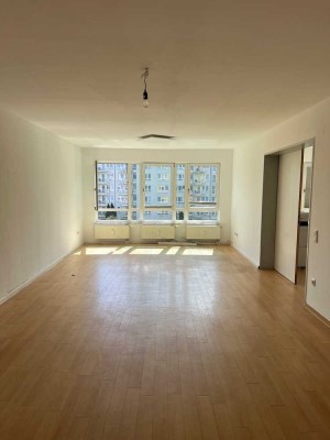 Freundliche und lichtdurchflutete Wohnung in Potsdam