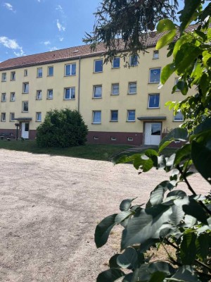 Zweizimmerwohnung mit Blick ins Grüne - Erstbezug nach Teilsanierung