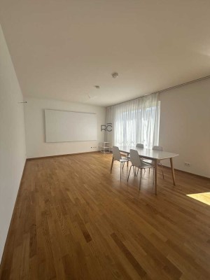 Befristet,Großzügige, sonnige 4-Zimmer-Wohnung mit Südost-Balkon und perfekter Familienaufteilung