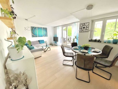 Traumhafte 2,5 Zimmer Dachterrassenwohnung in bester Lage in Unterschleißheim