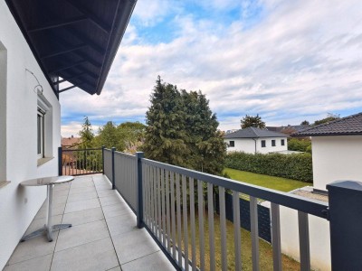 Provisionsfrei - Moderne 4 Zimmer-Wohnung (Küche extra) mit Balkon in Ruhelage – Eigengrund - Viele Extras für ihr Wohlbefinden