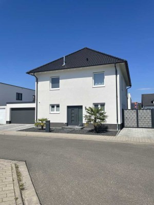 Freistehendes Einfamilienhaus im Neubaugebiet - Ruhige Lage in Römerberg
