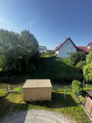Top gepflegte 2 Zimmer Wohnung mit EBK, Balkon sowie Carportstellplatz in Ehningen
