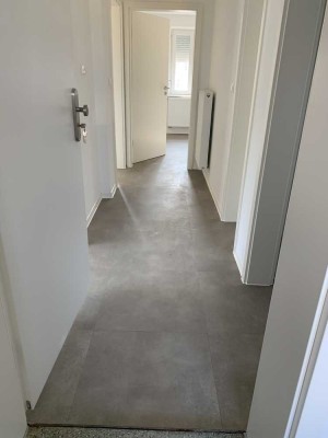 Helle, freundliche 2-Zimmer-DG-Wohnung in Aystetten