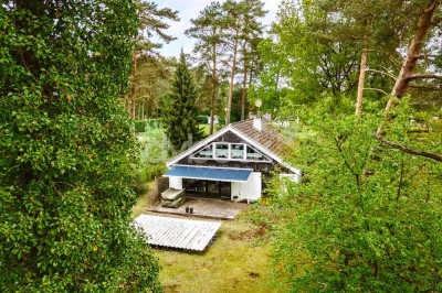 Ein- oder Zweifamilienhaus mit weitläufigem Waldgrundstück in Brietlingen-Moorburg.