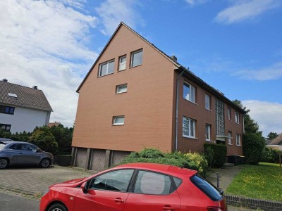 Freundliche und vollständig renovierte 2-Zimmer-Dachgeschosswohnung in Garbsen