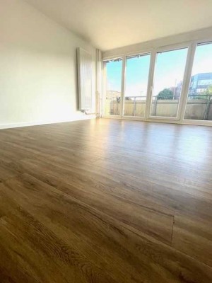 Schöne, sanierte 1-Zimmer-Wohnung in zentraler Lage - courtagefrei