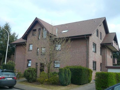 3 Zimmer-OG-Wohnung mit Balkon zu vermieten!