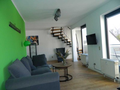 + Modern + hell + möbliert + 2 Zi ETW am Rande des Bismarckviertels +