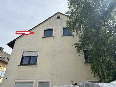 Spezialprojekt für Profis - aktuell unbewohnbare ETW in einem 3-Familienhaus