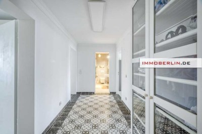 IMMOBERLIN.DE - Sehr adrette Wohnung mit Sonnenloggia in familienfreundlicher Lage