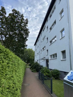 Helle 2-Zimmer Wohnung mit Balkon