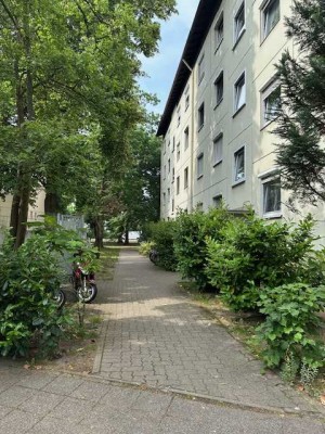***Ihr neues Zuhause in Karlsruhe -mit Balkon und Charme***