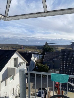 Schöne 2 Zimmer DG Wohnung mit Aussicht auf Musberg