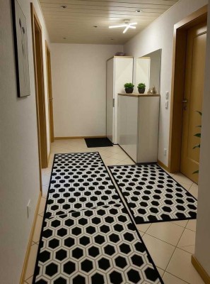 Helle 3-Zimmer Wohnung mit Balkon in Untereisesheim