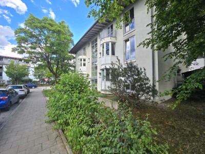 Stilvolle 3-Raum-Wohnung mit gehobener Innenausstattung mit Einbauküche in Ottobrunn