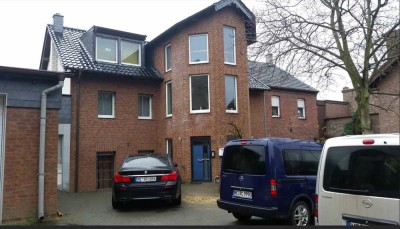 Geschmackvolle 2-Raum-Wohnung mit gehobener Innenausstattung in Jüchen