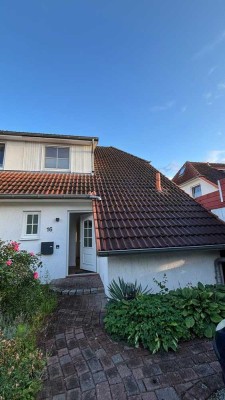 Gepflegtes 4-Zimmer-Haus mit EBK und Kamin in Lüneburg Rettmer
