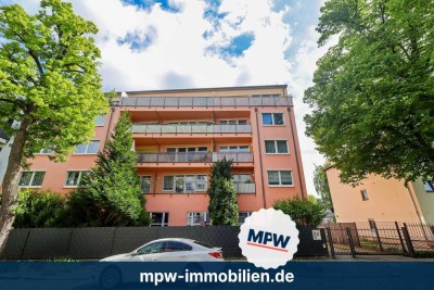 schönes Dachgeschoss: Kapitalanlage am Wasser